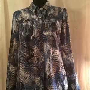 Dress Barn long sleeve dress shirt/blouse